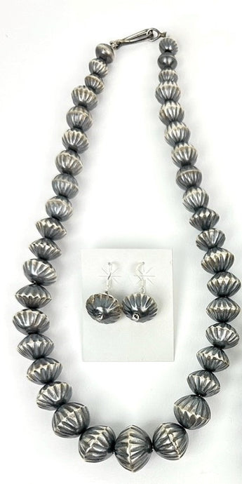Virginia Tso Necklace/Earrings Set